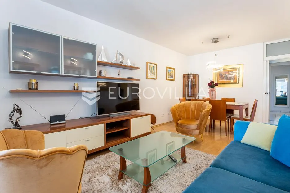 split, dubrovačka ulica - odličan stan s garažom (87 m2) - slika 3