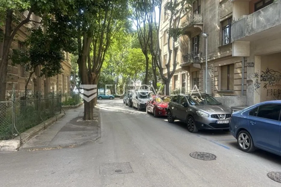 istra, pula, atraktivni poslovni prostor 129 m² u prizemlju, riva, ravenska ul. 3 - slika 4