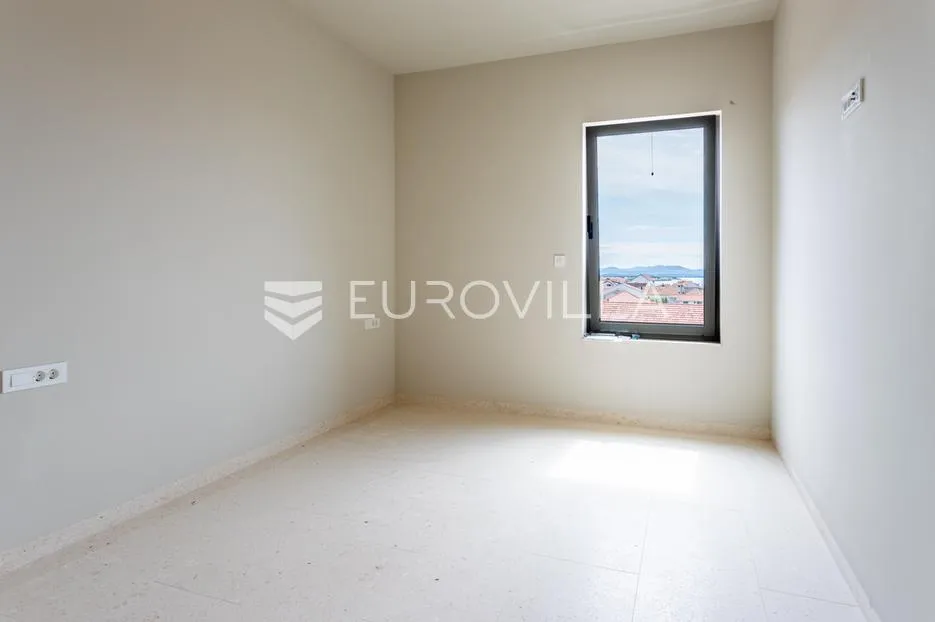 vodice, luksuzan trosoban penthouse, 157,59 m² s panoramskim pogledom na more i prostranim terasama - slika 7