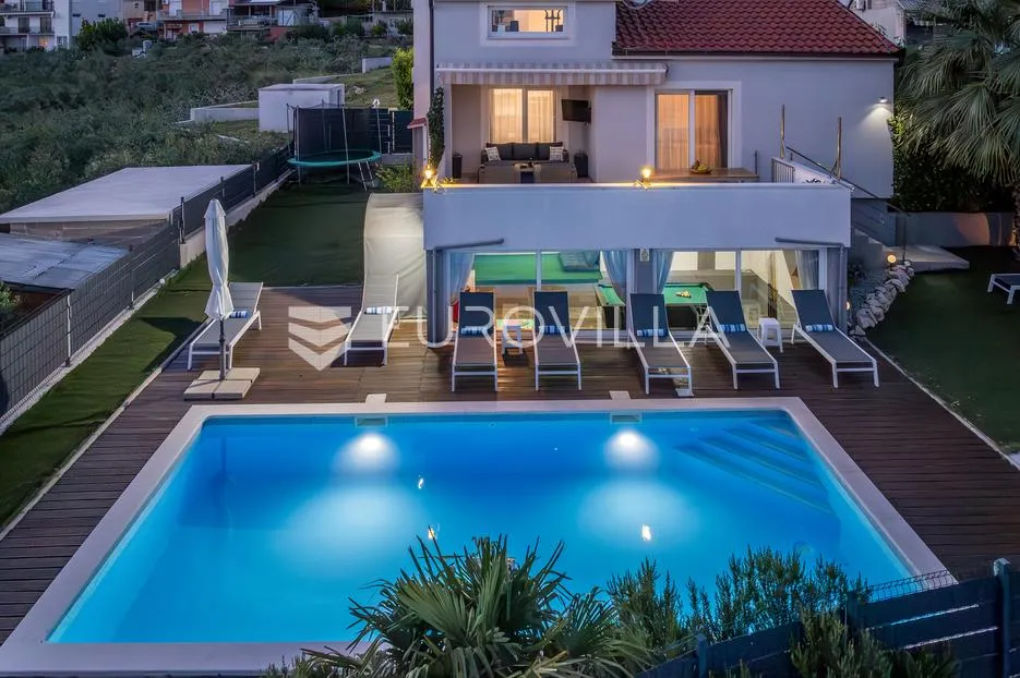 kaštel stari, atraktivna kuća s bazenom na mirnoj lokaciji - slika 50