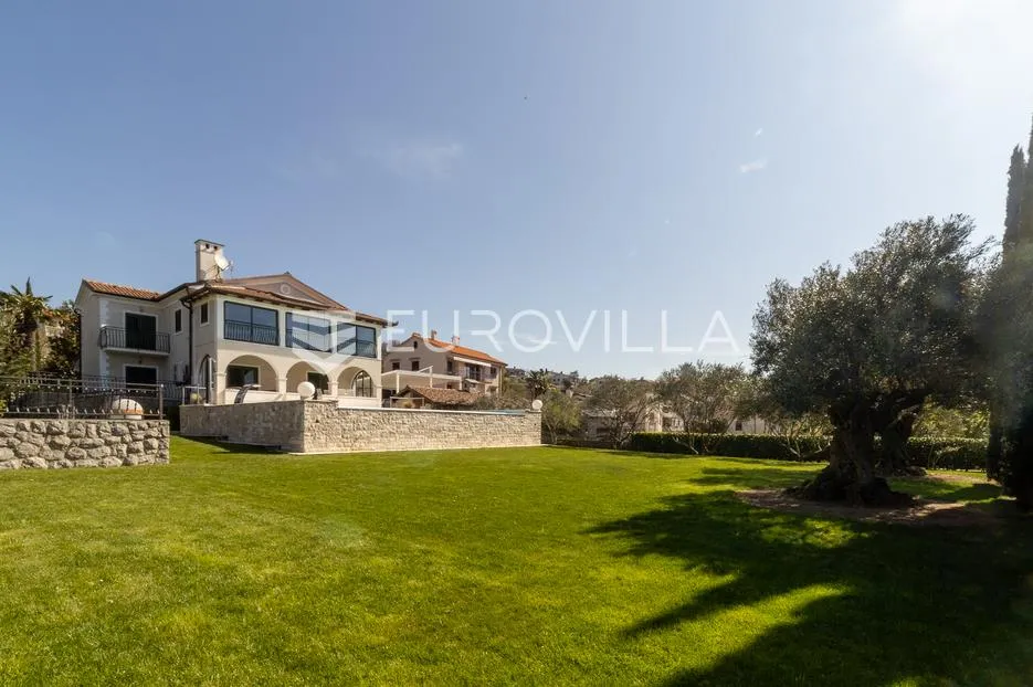 kastav, luksuzna vila s bazenom i panoramskim pogledom na kvarnerski zaljev - slika 7