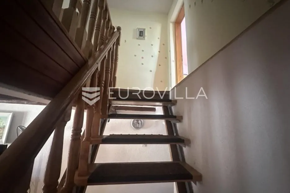 ližnjan, istra: kuća u nizu, južna sunčana orijentacija, investicija ili idiličan dom s vrtom - slika 25