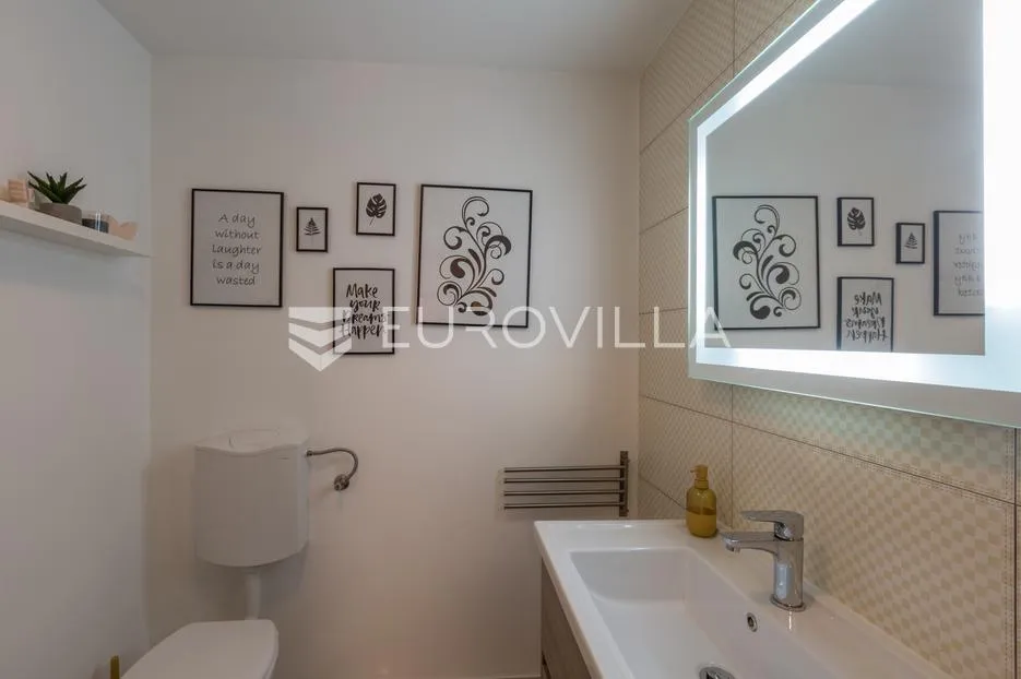 istra, pula prilika za investiciju, apartmanska kuća podijeljena na 3 stambene jedinice - slika 19