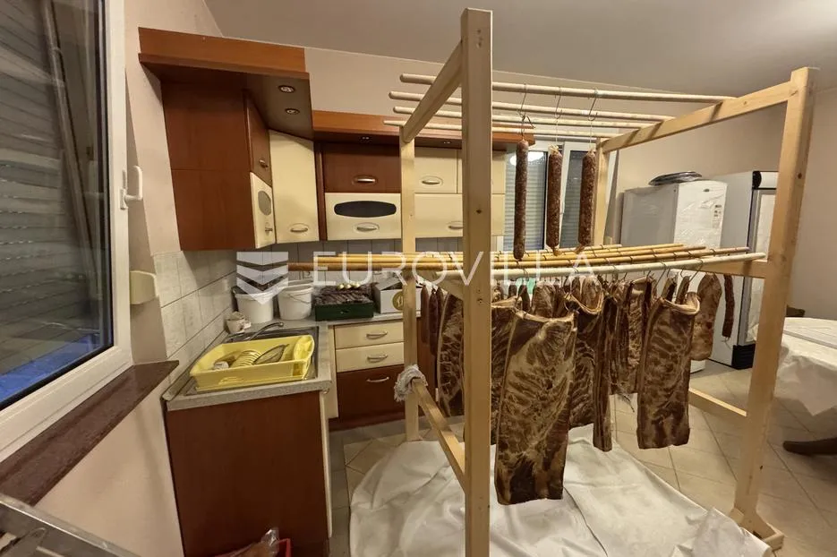 đakovo, centar, luksuzna kuća 470 m2 na izuzetnoj lokaciji - slika 49