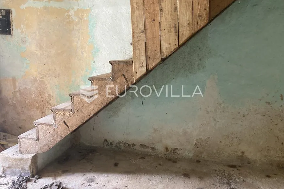 istra, šajini, kamena kuća sa šternom 166m2 za adaptaciju - slika 17