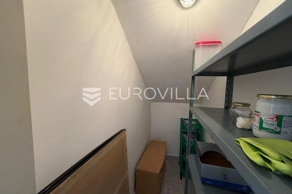 đakovo, centar, trosoban stan 61 m² sa spremištem - slika 9