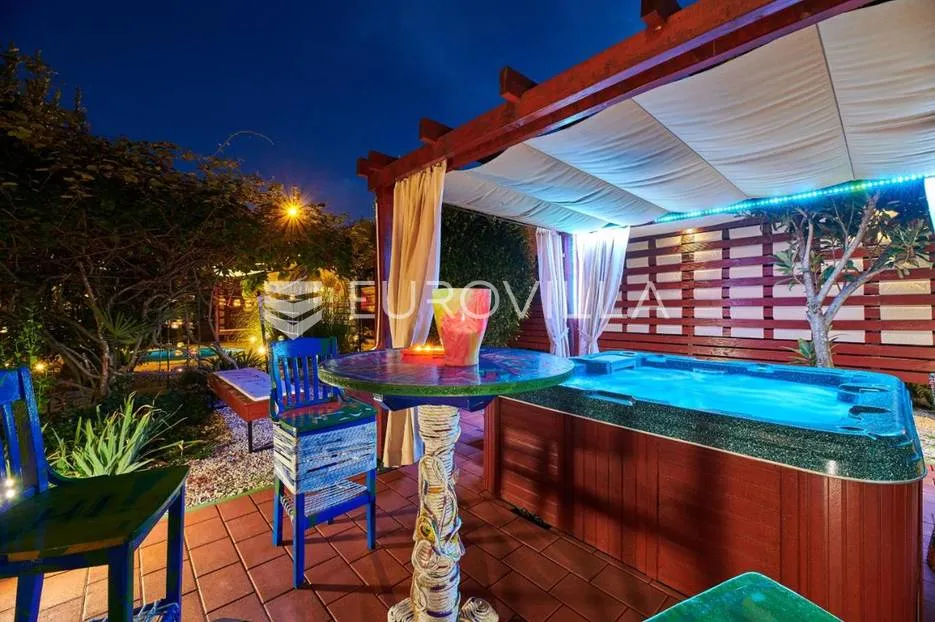 istra, umag, samostojeća kuća s bazenom, 143 m² - slika 3