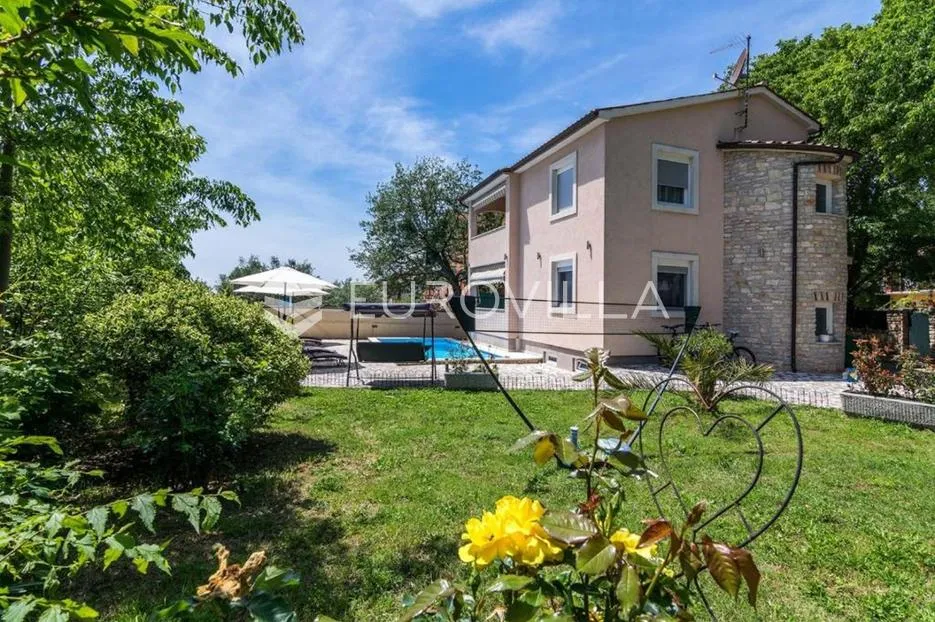 istra, pula, kuća s bazenom, teretanom i solarnim sustavom - slika 9
