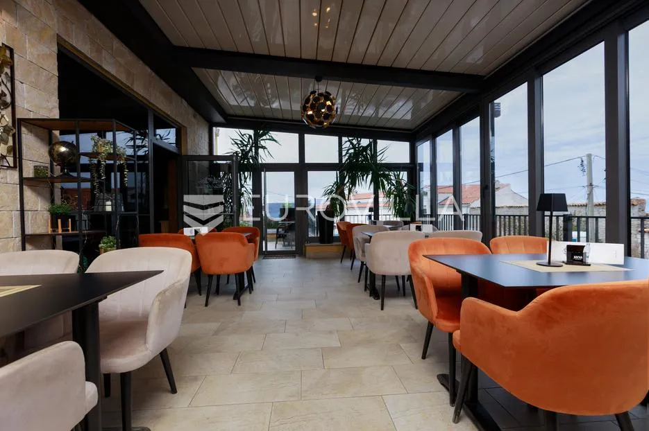 senj, investicijska prilika: potpuno opremljen 4* hotel na top lokaciji - slika 3