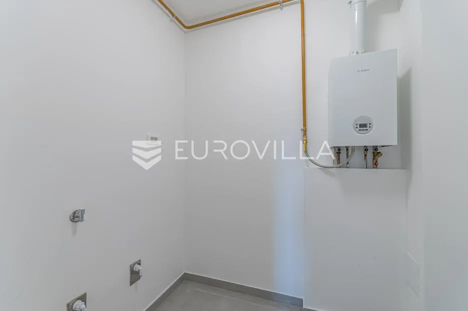 čakovec, globetka, atraktivan četverosoban stan površine 126,8 m² - slika 8