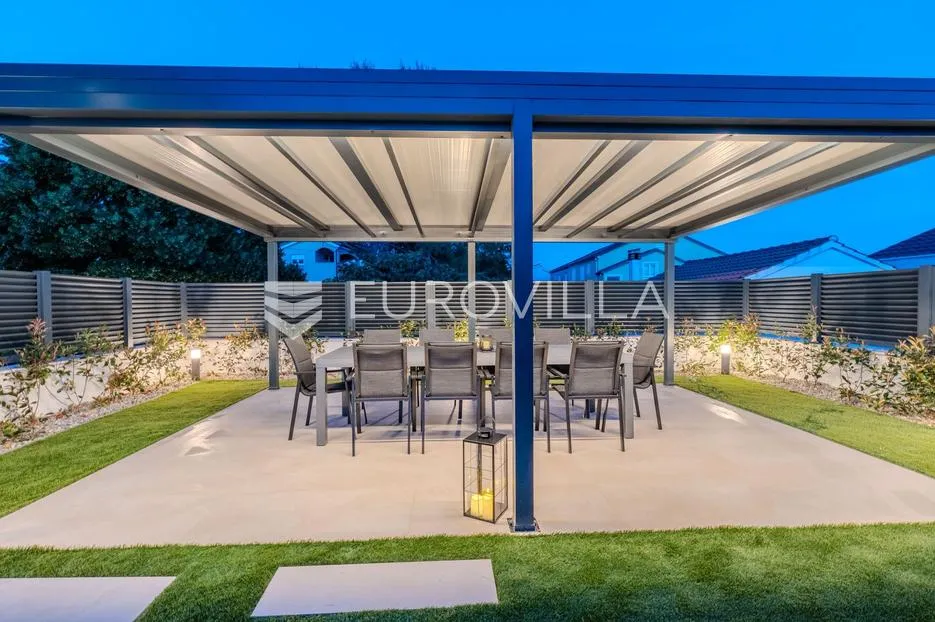 zadar, privlaka, ekskluzivna moderna vila s bazenom i wellness zonom - slika 38