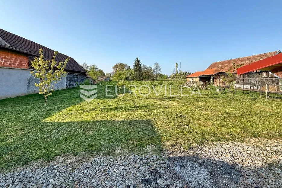 križ, konšćani, vikendica površine 65 m², na zemljištu od 2.357 m² - slika 3