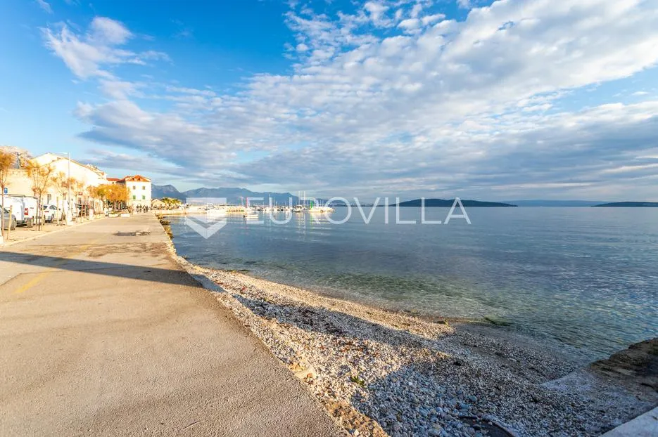 kaštel novi, poslovni prostor na atraktivnoj lokaciji uz more - slika 4
