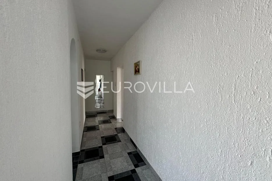 istra, fažana, apartmanska kuća s 4 stambene jedinice - slika 13