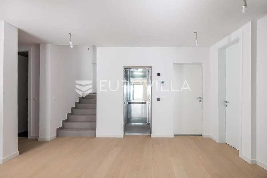 opatija, atraktivan penthouse s bazenom nkp 367 m2 novogradnja - slika 38