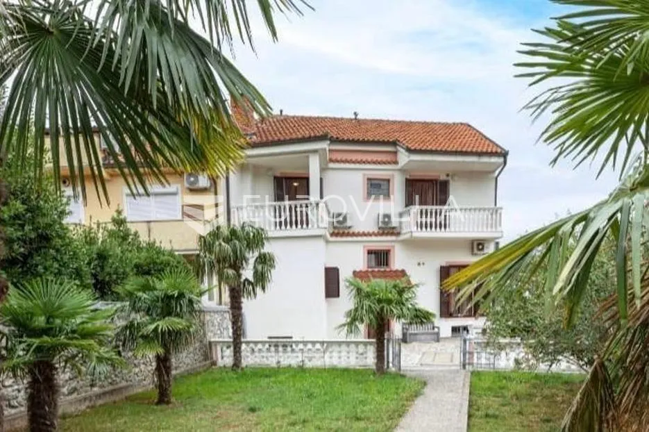 crikvenica, kuća sa 4 apartmana i 2 poslovna prostora, centar, pogled na more - slika 38