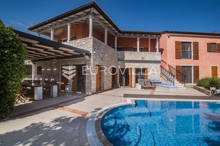 istra, šorići, luksuzna kamena kuća, 388 m², s bazenom i građevinskim zemljištem 4621 m² - slika 5