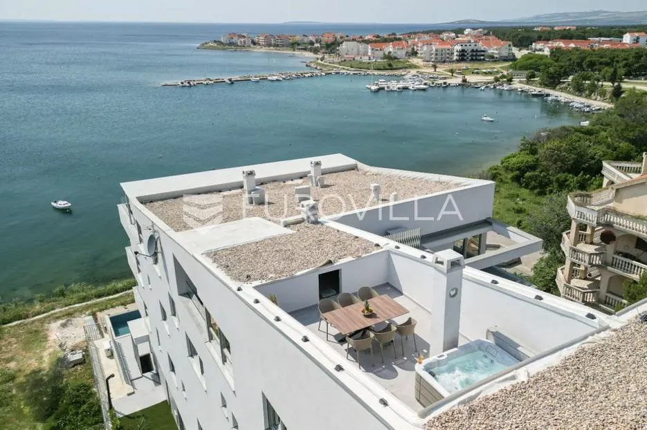 pag, povljana, 1. red do mora, namješten troetažni stan, 95 m² - slika 11