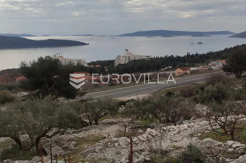 trogir, seget donji, atraktivno građevinsko zemljište površine 3000 m² - slika 4