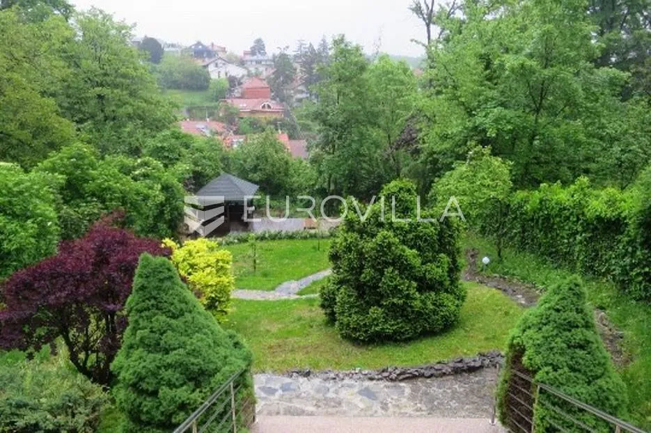 pantovčak obiteljska kuća 500m2 - slika 8