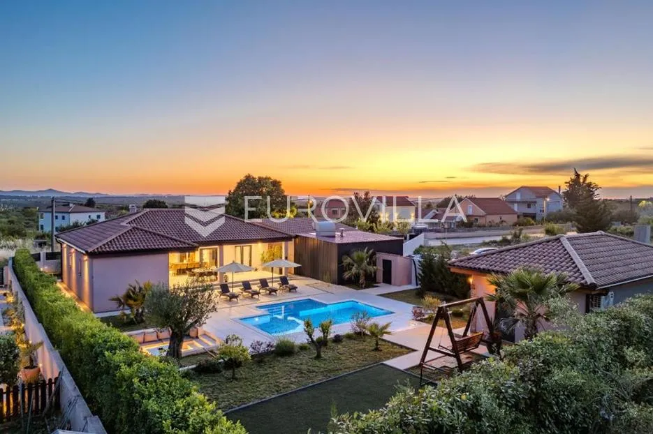 zadar, smoković, moderna villa sa bazenom, novogradnja - slika 14