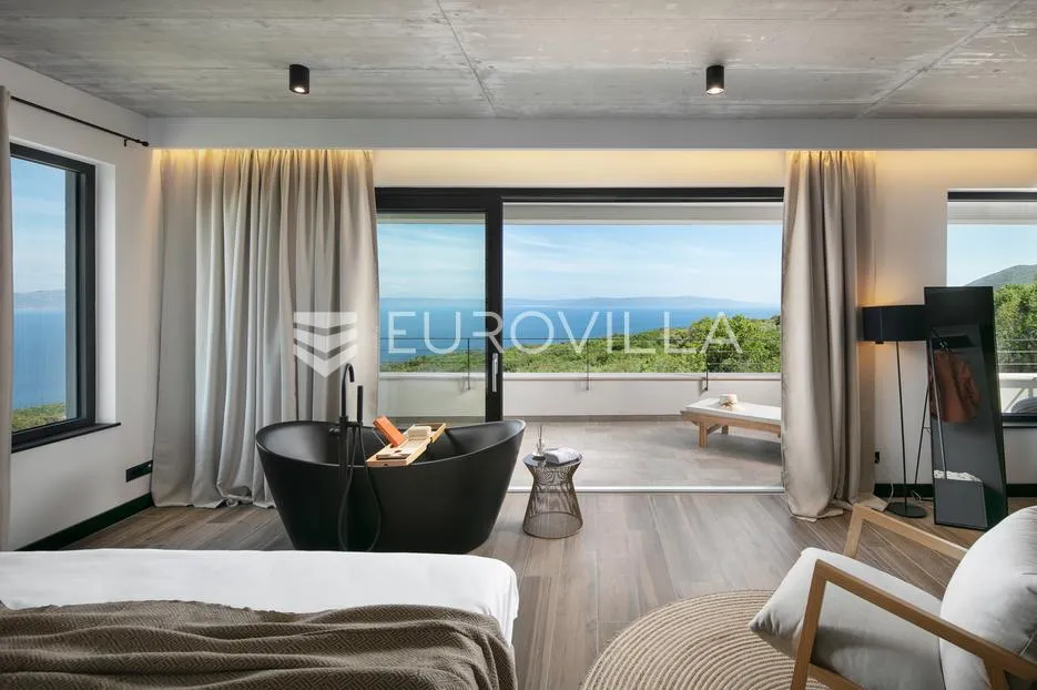 istra, okolica labina, prekrasna villa očaravajućeg pogleda na kvarner - slika 21