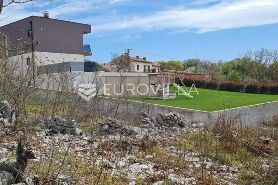 raša, trget veliko građevinsko zemljište 5545 m2 - slika 3