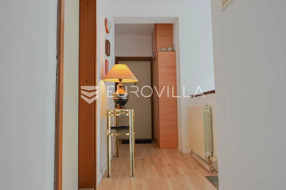 zadar, bokanjac, prostrana kuća površine 376 m² s velikim potencijalom - slika 52