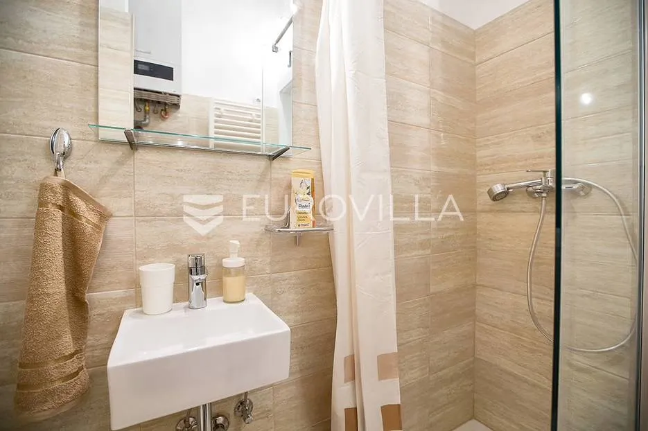 zagreb, donji grad, atraktivan dvosoban stan 48 m² - slika 11