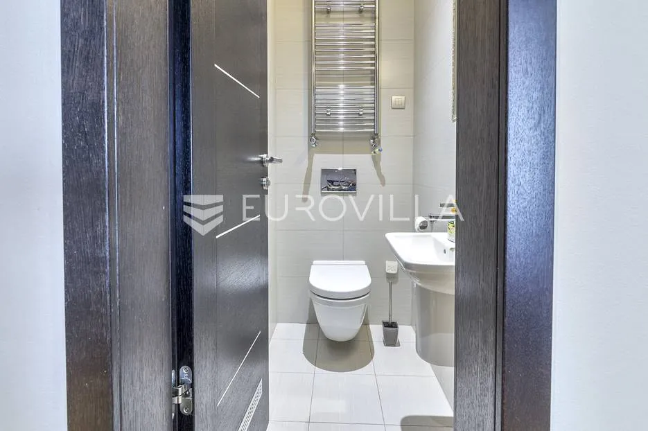 zagreb, srebrnjak, prekrasan trosoban stan s dva garažna mjesta, 102 m² - slika 14