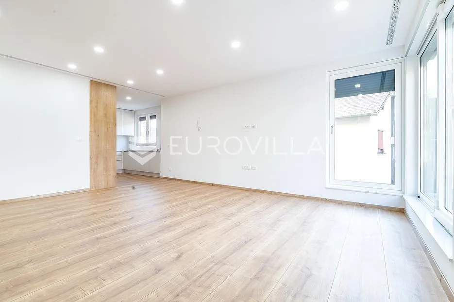 zagreb, mlinovi, luksuzan četverosoban stan 152 m² u duplex kući s garažom - slika 2