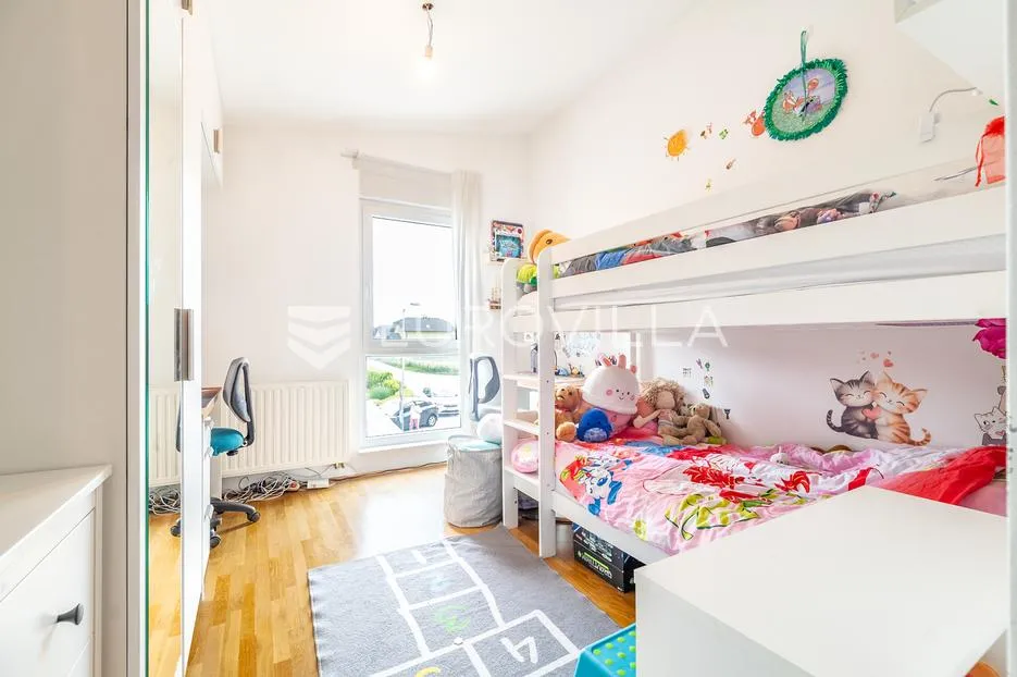 zagreb, sesvete, troetažni četverosoban stan s vrtom, 100 m² - slika 5