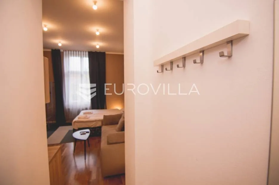 centar stan 205m2 podijeljen na 5 apartmana i sobu - slika 31