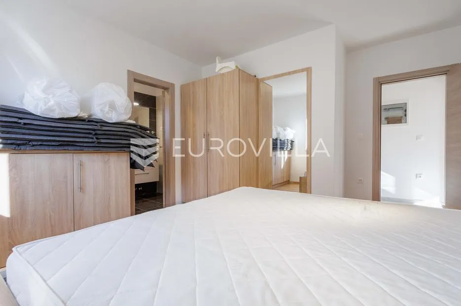 istra, labin, moderna istarska vila s bazenom - slika 26
