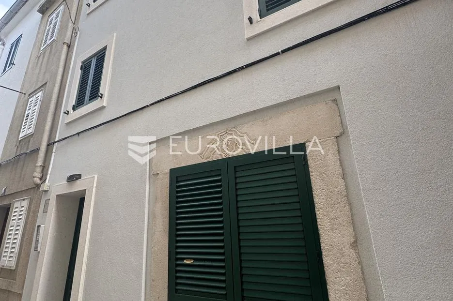 otok pag, pag, moderan apartman u staroj jezgri, 150m od mora - slika 27