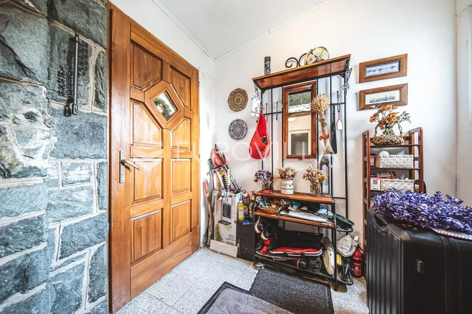 zagreb, pantovčak, prostrana obiteljska kuća 400 m² na parceli 735 m², prekrasan pogled - slika 11