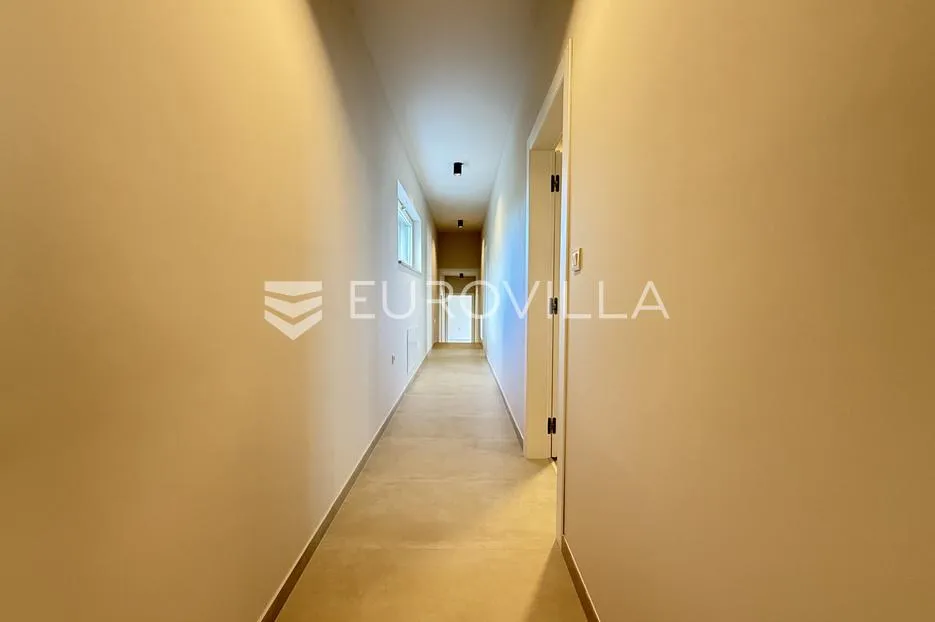istra, barban, luksuzna vila 180 m² s bazenom i jacuzzijem na mirnoj lokaciji - slika 13