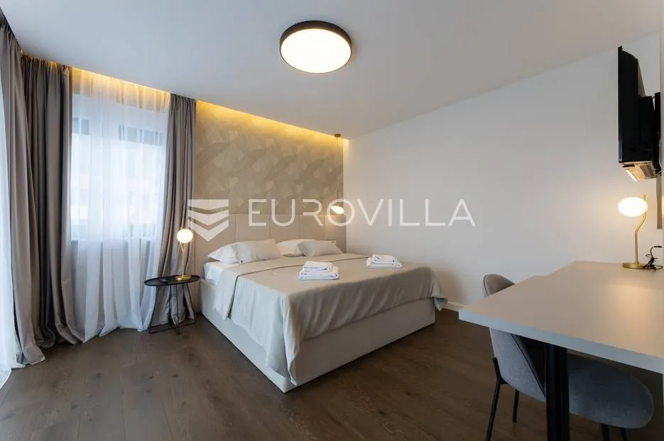 kaštel stari, luksuzna vila s bazenom i pogledom na more - slika 14