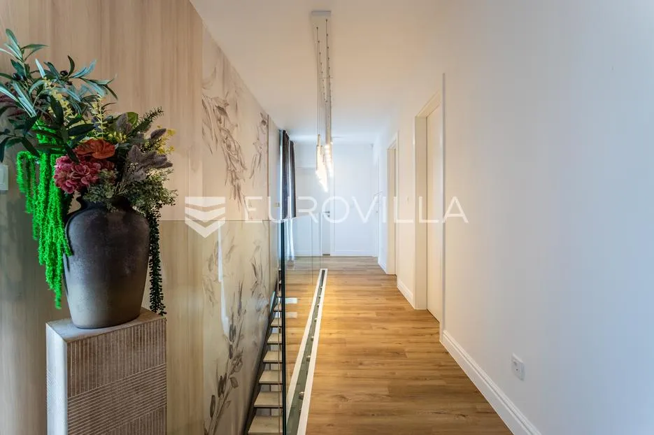 trogir, plano, moderna dizajnerska vila s bazenom - slika 28
