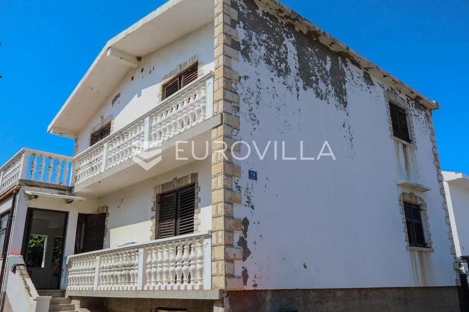 zadar, ražanac, kuća za renovaciju s pogledom na more i velebit - slika 3