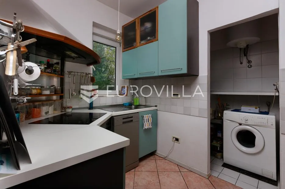 opatija, punta kolova, šarmantan četverosoban stan 127 m², pogled na more - slika 4