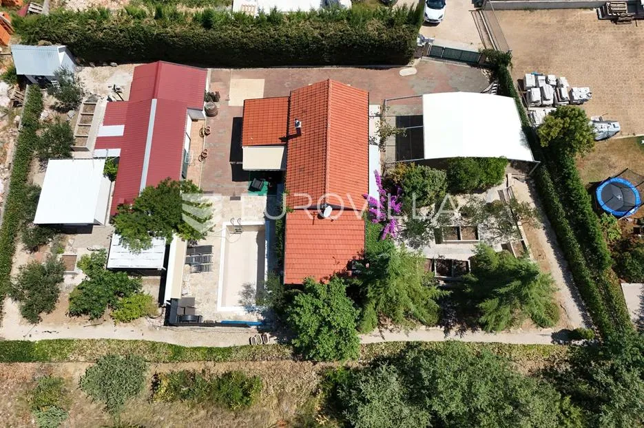 zadar, murvica, šarmantna kuća s bazenom na predivnoj lokaciji - slika 11