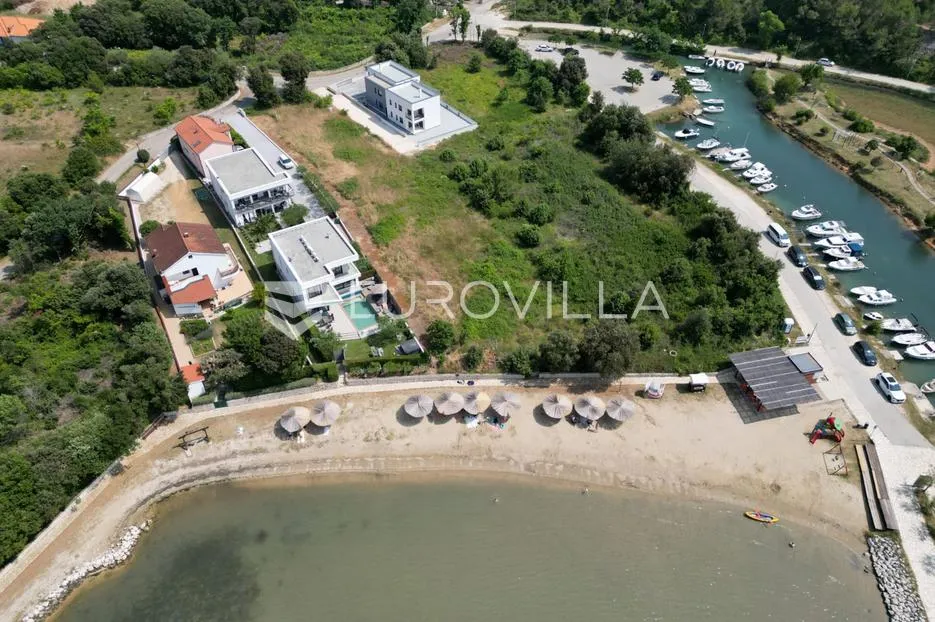 zadar, zaton, trosoban stan s krovnom terasom, 50 m od mora - slika 5