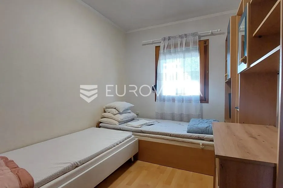 istra, pula, obiteljska kuća s dodatnim objektima na mirnoj lokaciji - slika 19