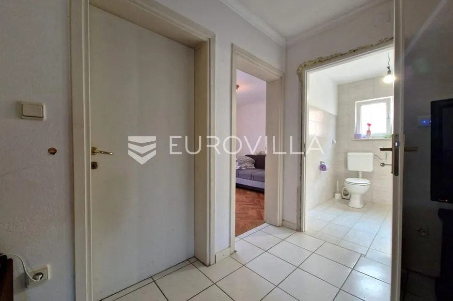 vir, samostojeća kuća, 130 m od plaže s dva odvojena apartmana - slika 16