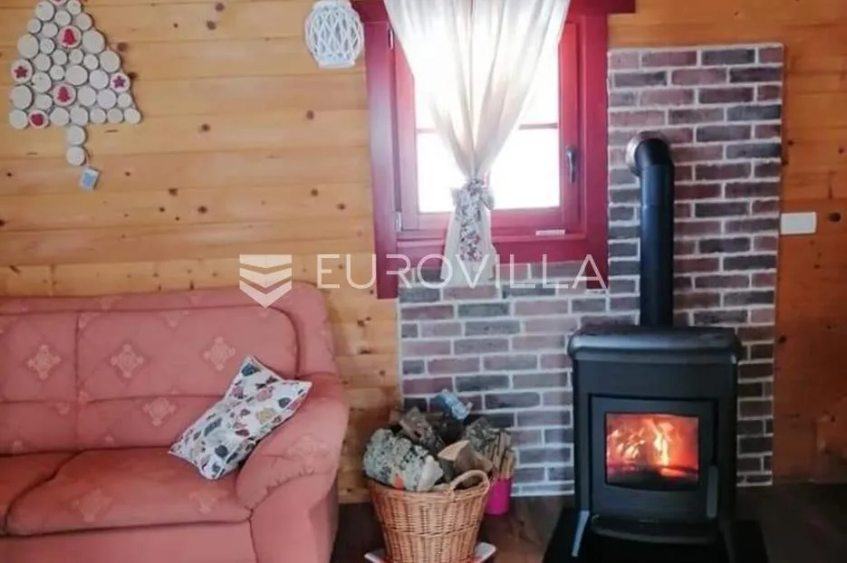 otočac, ličko lešće, drvena kuća za odmor s bazenom sa okućnicom 948 m² - slika 8