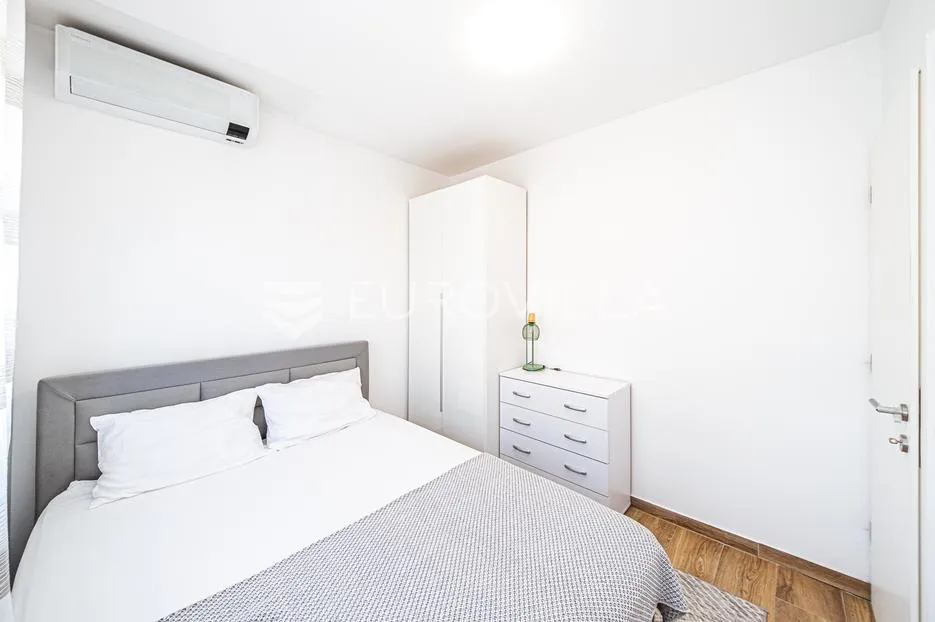 zagreb, trokut, odličan dvosoban stan 40 m² parking - slika 7