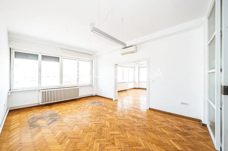 zagreb, trg bana josipa jelačića, vrhunski poslovni prostor 138,80 m² - slika 4