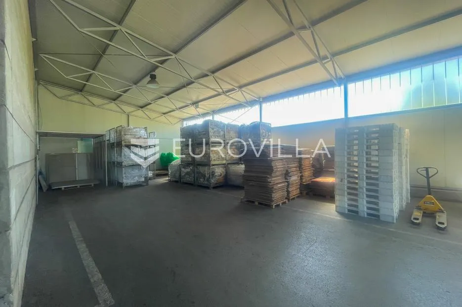 beli manastir, prodaja proizvodno, skladišnog prostora na površini od 29.775 m² - slika 7