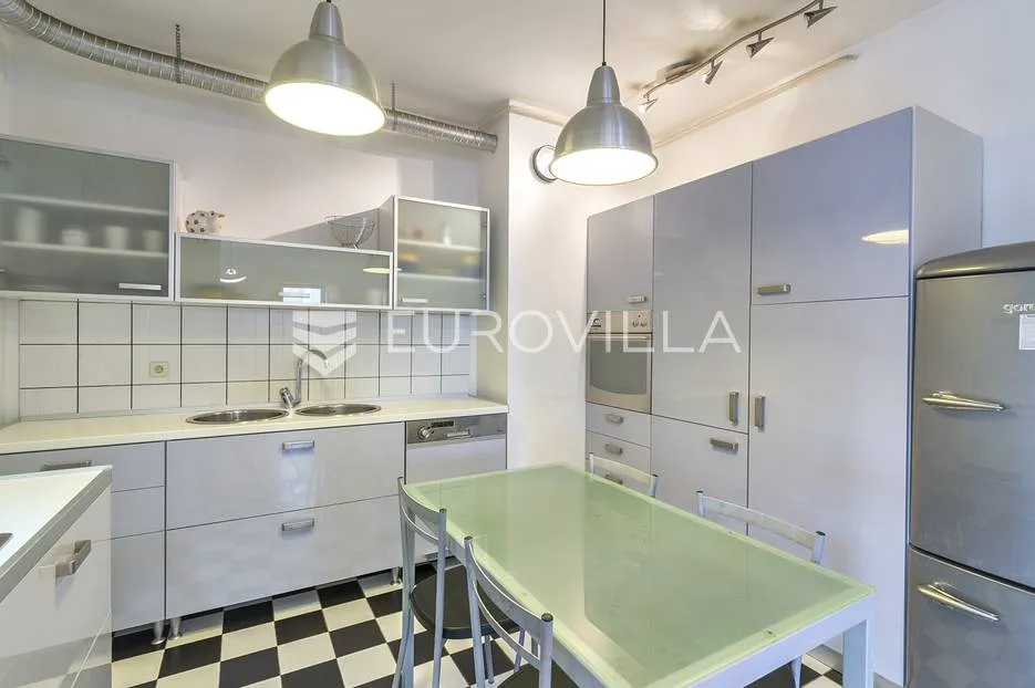 jurkovićeva, šalata, trosoban stan 95 m² s garažom za najam - slika 4